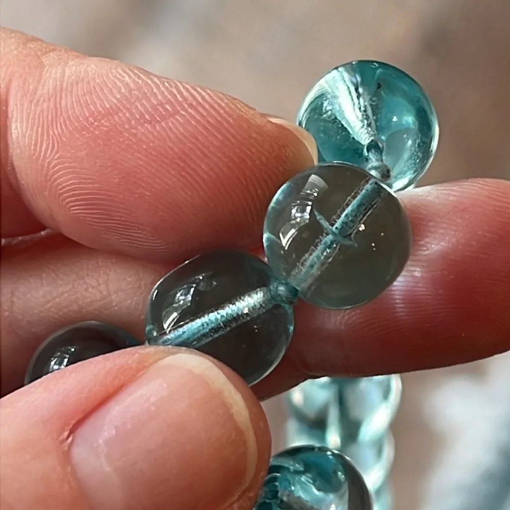 RARE Antique Light Aqua Blue Orb Pools of Light Handknotted Necklace - Picture 14 of 16